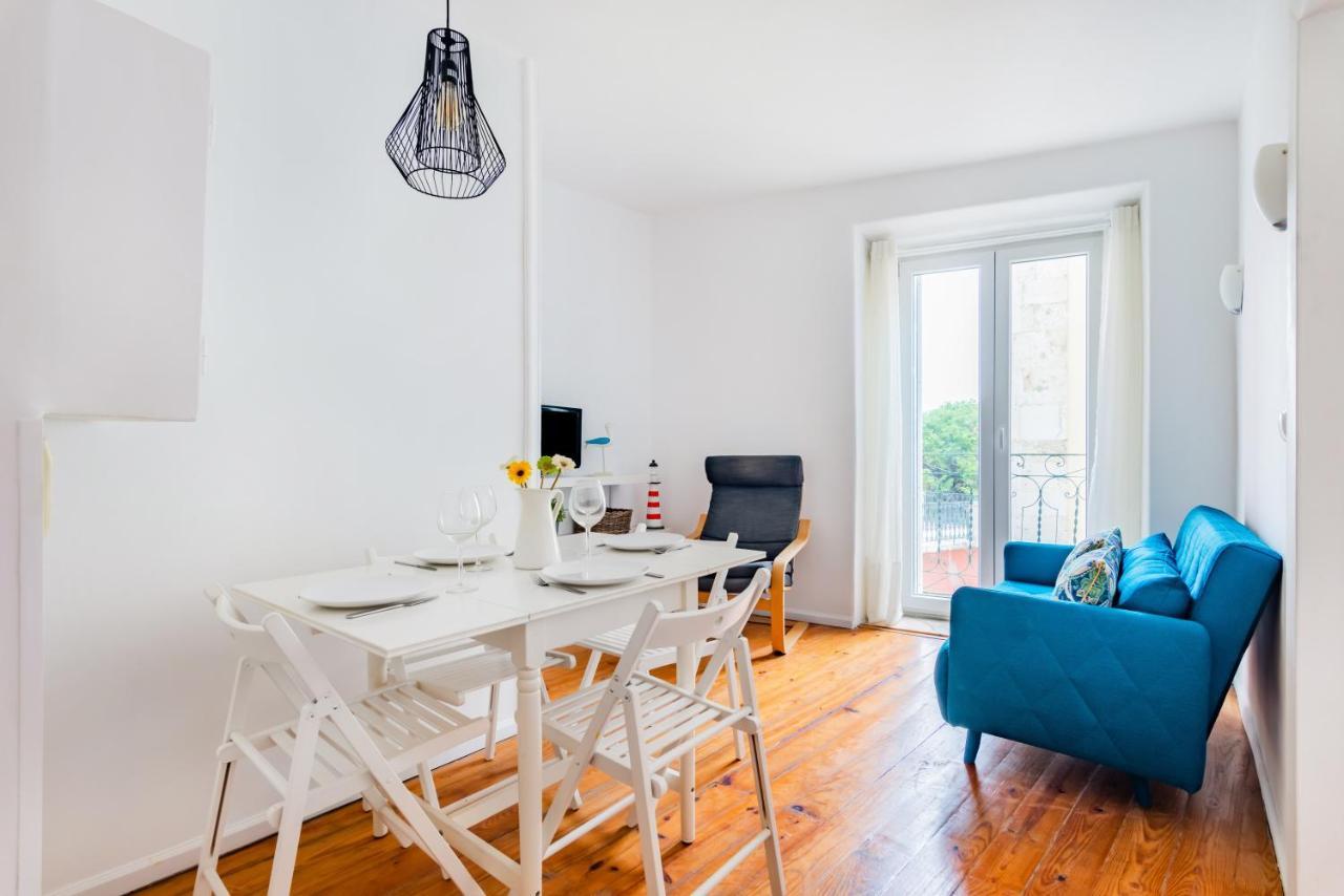 Апартаменты 2Br At Chiado Historical Heart Of Лиссабон Экстерьер фото