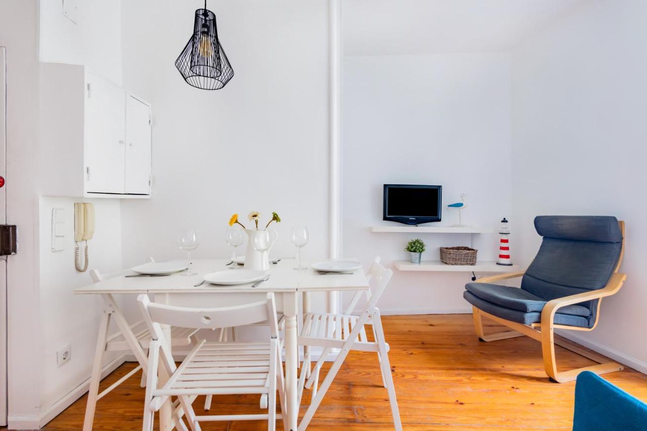 Апартаменты 2Br At Chiado Historical Heart Of Лиссабон Экстерьер фото