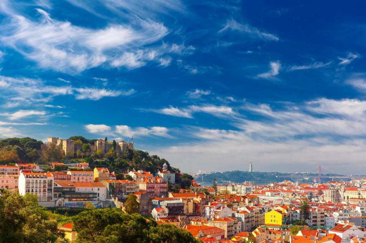 Апартаменты 2Br At Chiado Historical Heart Of Лиссабон Экстерьер фото